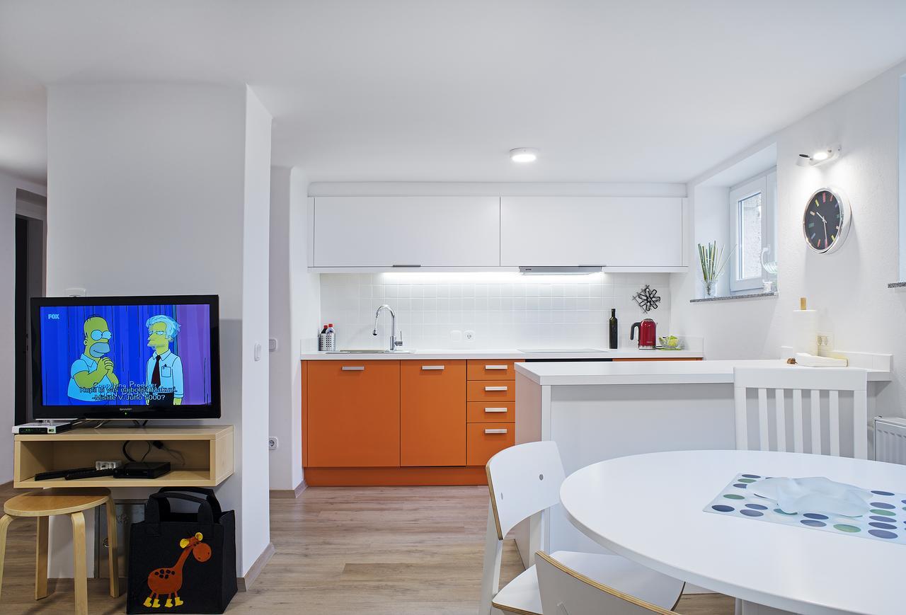 Apartments Your Colourful Ljubljana Home Luaran gambar